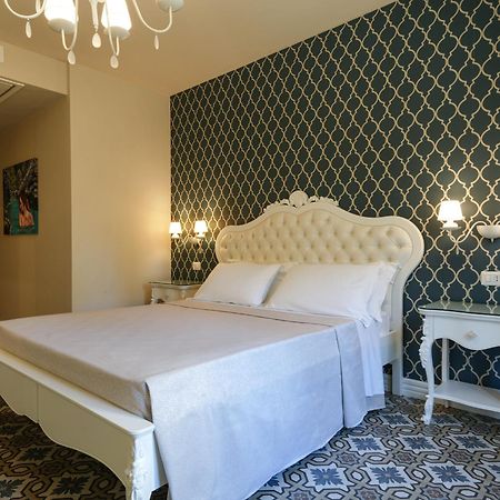 Sui Generis Tropea Luxury Rooms Extérieur photo