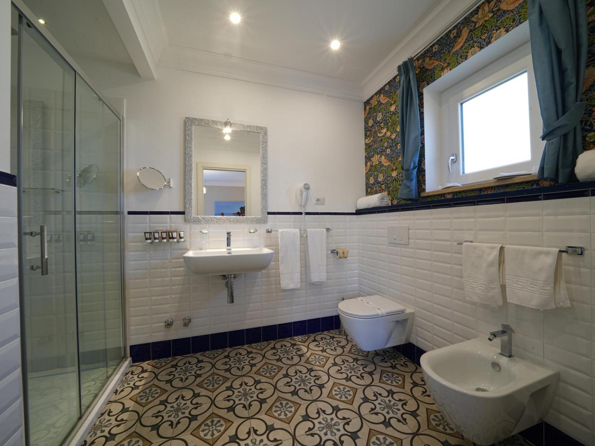Sui Generis Tropea Luxury Rooms Extérieur photo