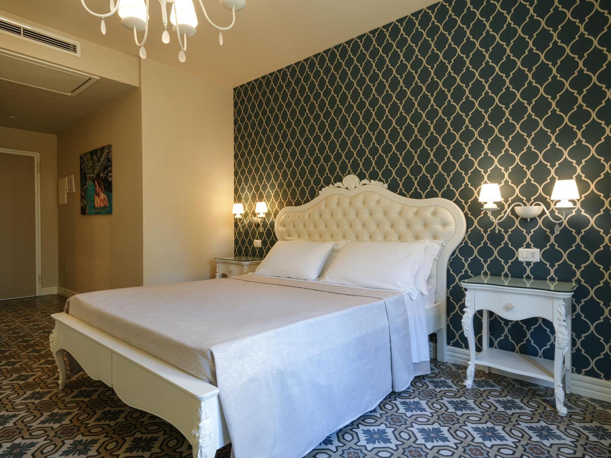 Sui Generis Tropea Luxury Rooms Extérieur photo