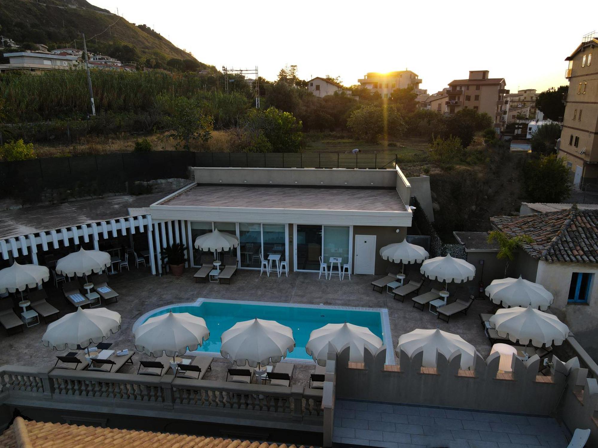 Sui Generis Tropea Luxury Rooms Extérieur photo