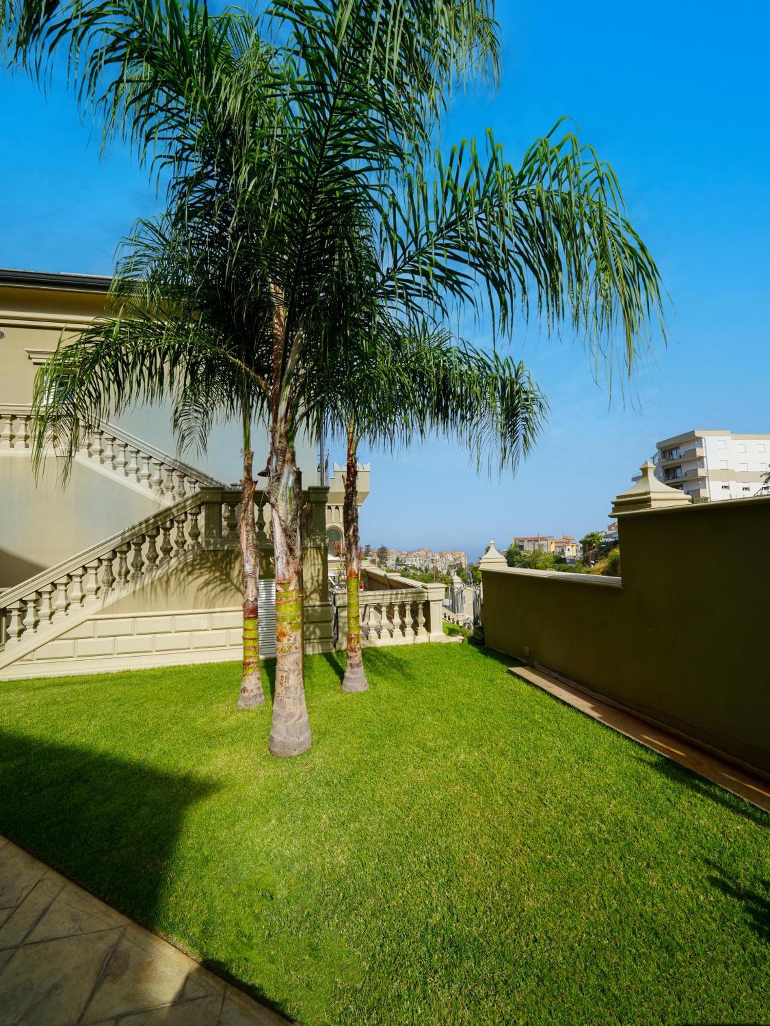 Sui Generis Tropea Luxury Rooms Extérieur photo