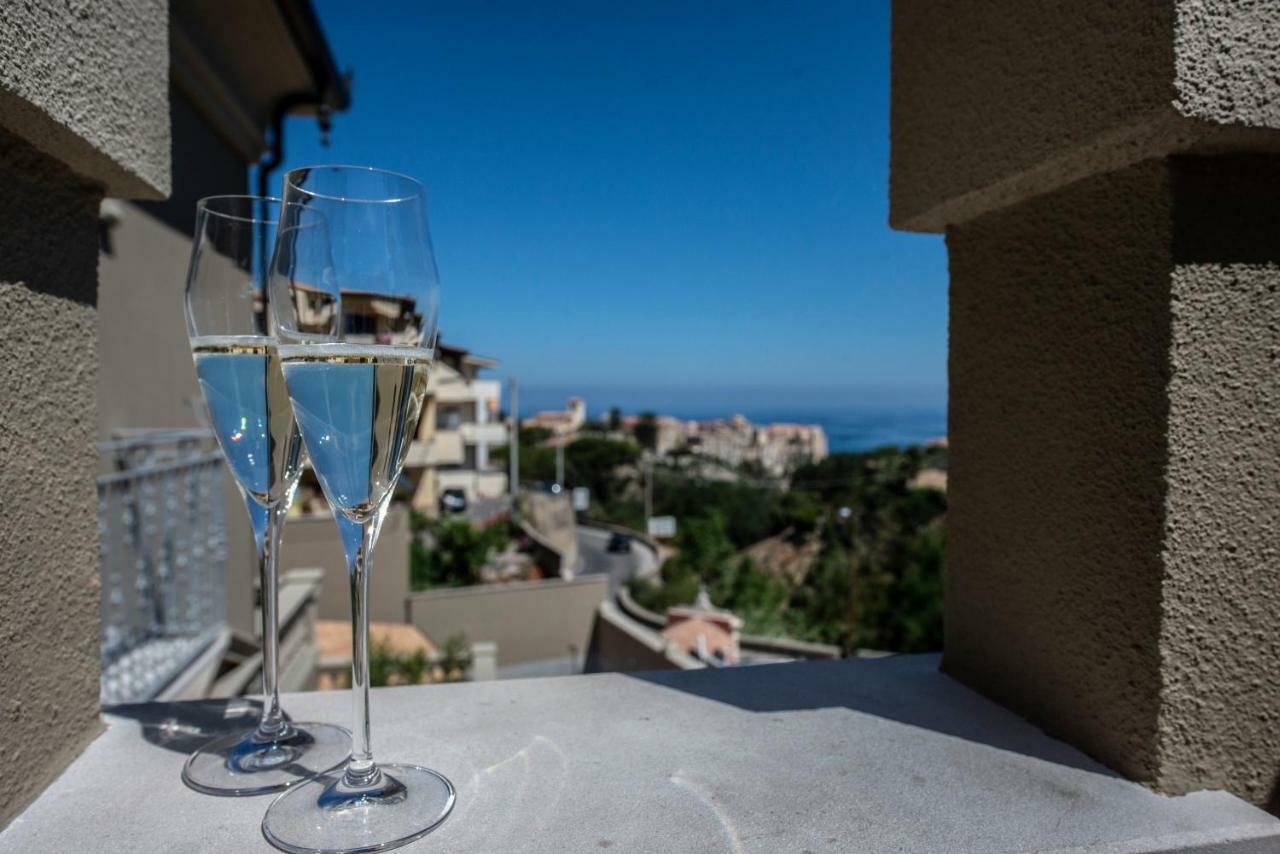 Sui Generis Tropea Luxury Rooms Extérieur photo