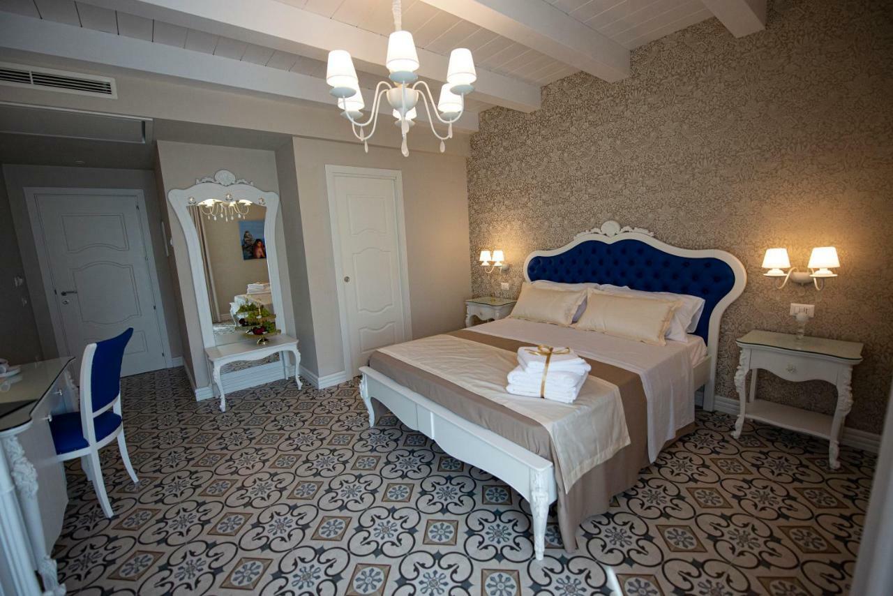 Sui Generis Tropea Luxury Rooms Extérieur photo