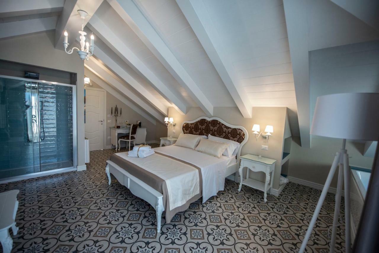Sui Generis Tropea Luxury Rooms Extérieur photo