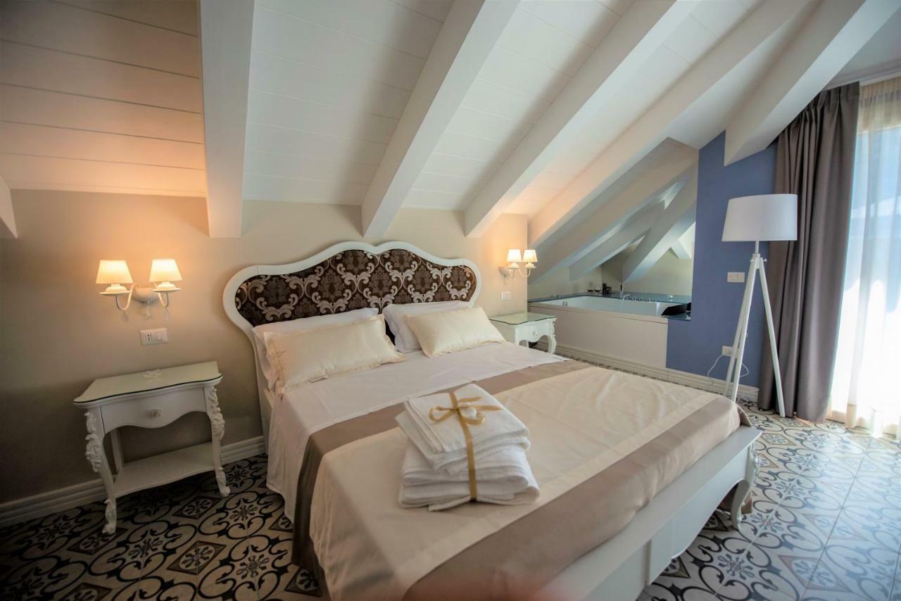 Sui Generis Tropea Luxury Rooms Extérieur photo