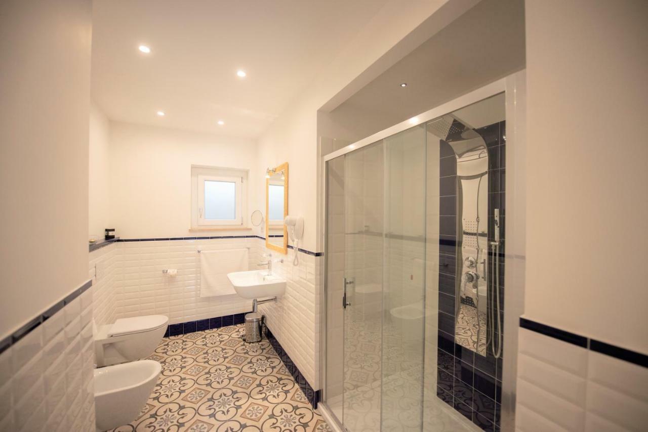 Sui Generis Tropea Luxury Rooms Extérieur photo